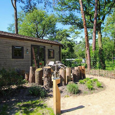 Wood Cabin 4 Personen Baarle-Nassau Exterior foto